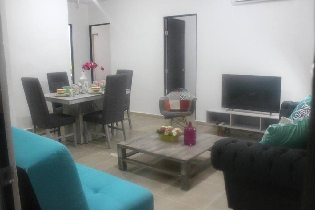 Apartamento Depa de PLAYA c/ALBERCA cerca de la 5a AVENIDA Playa del Carmen Exterior foto